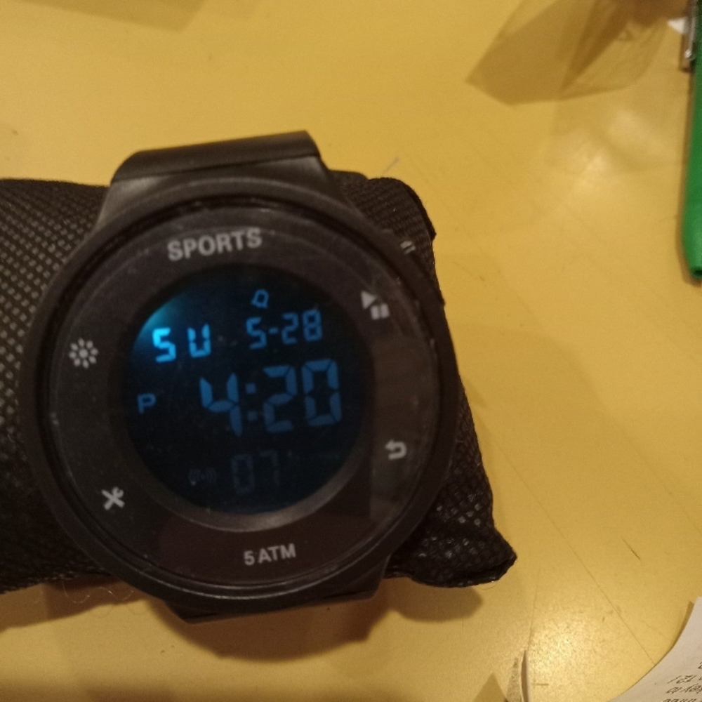 MENS WATCH